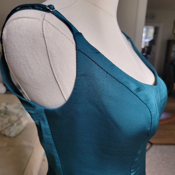 Azazie Formal dress, Pine NWT - Picture 5 of 9